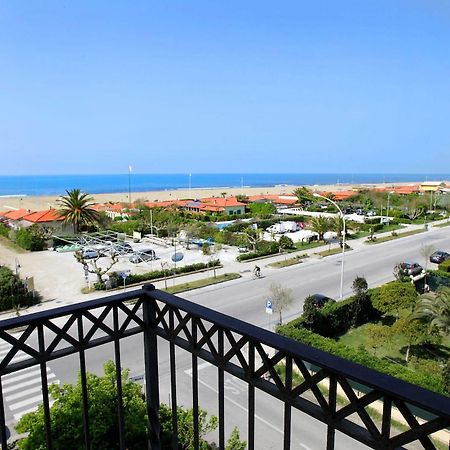 Arianna Hotel Marina di Pietrasanta Exterior foto